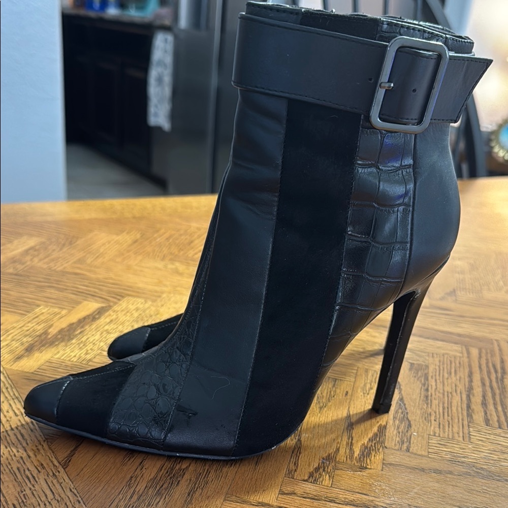 Shoe Dazzle Black Textured Heeled Boots